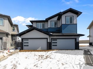 1132 Goldfinch Cres NW, Edmonton, AB T5S0R1