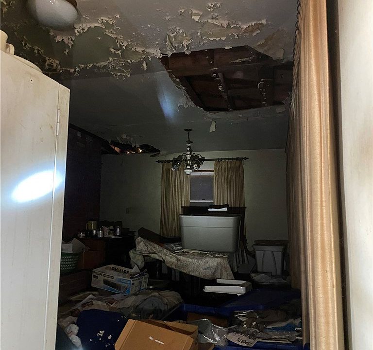 1st image of 12542 Gilbert St