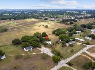 120 W Ct, Springtown, TX 76082