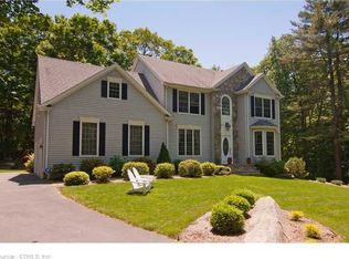 340 Pumpkin Hill Rd, Ledyard, CT 06339