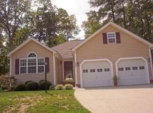 3504 Glade Run Dr, Sanford, NC 27330