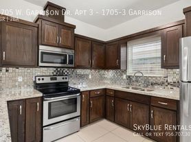 1705 W Garrison Dr