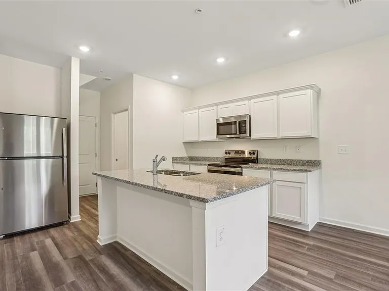 2587 Grey Hawk Dr — Photo 16