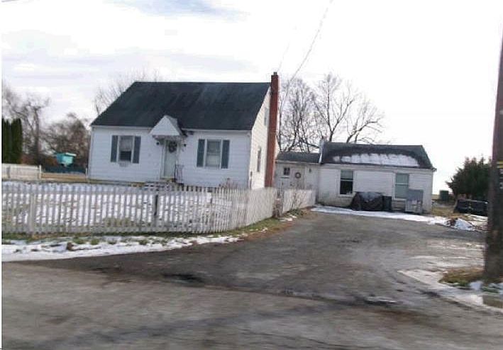 1st image of 308 Fair Hill Dr