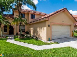 1833 NW 96th Ave, Plantation, FL 33322