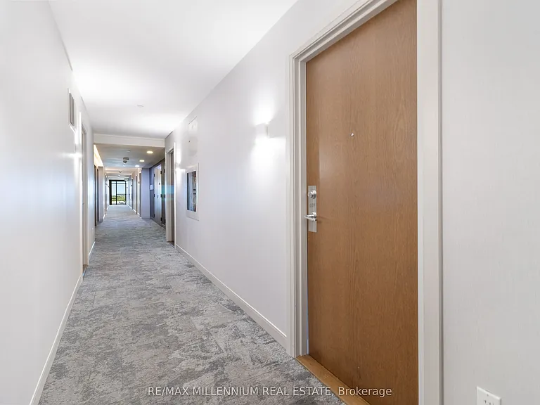 2560 Eglinton Ave W #609 — Photo 10