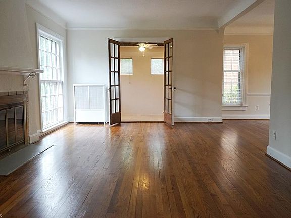 3rd image of 17712 Lomond Blvd