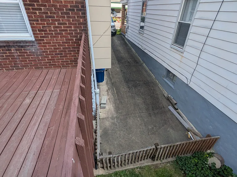 3934 Hoosac St #1 — Photo 5