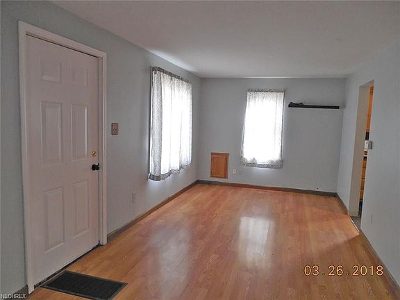 3rd image of 1436 5th St