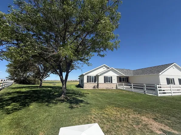 387 E Main St, Trenton, UT 84338