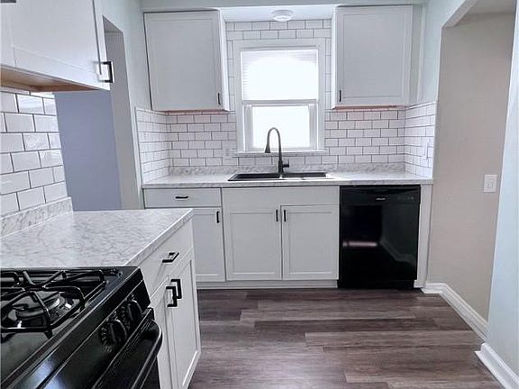 2nd image of 11111 Brunswick Ave