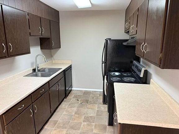4th image of 900 Mountain Creek Rd APT O210