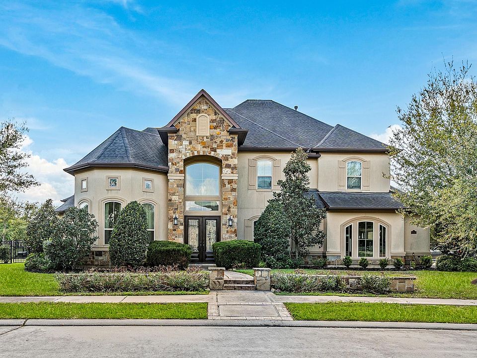 1st image of 17515 W Bremonds Bend Ct