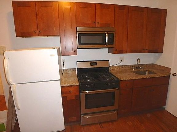 5th image of 4816 46th St #3B
