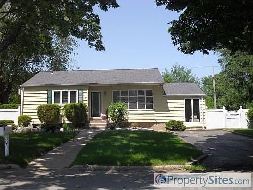 3rd image of 27 North Ln
