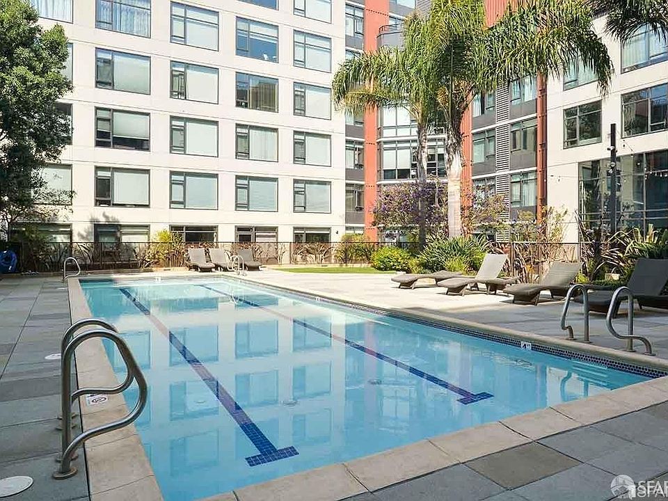 1st image of 170 King St Unit 1104