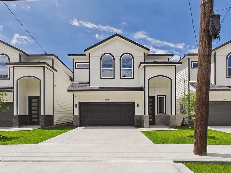 3748 Corder St — Photo 1