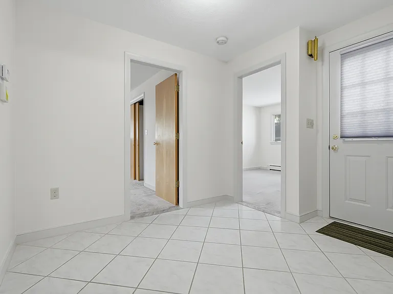 37 Washington Ave #37 — Photo 3
