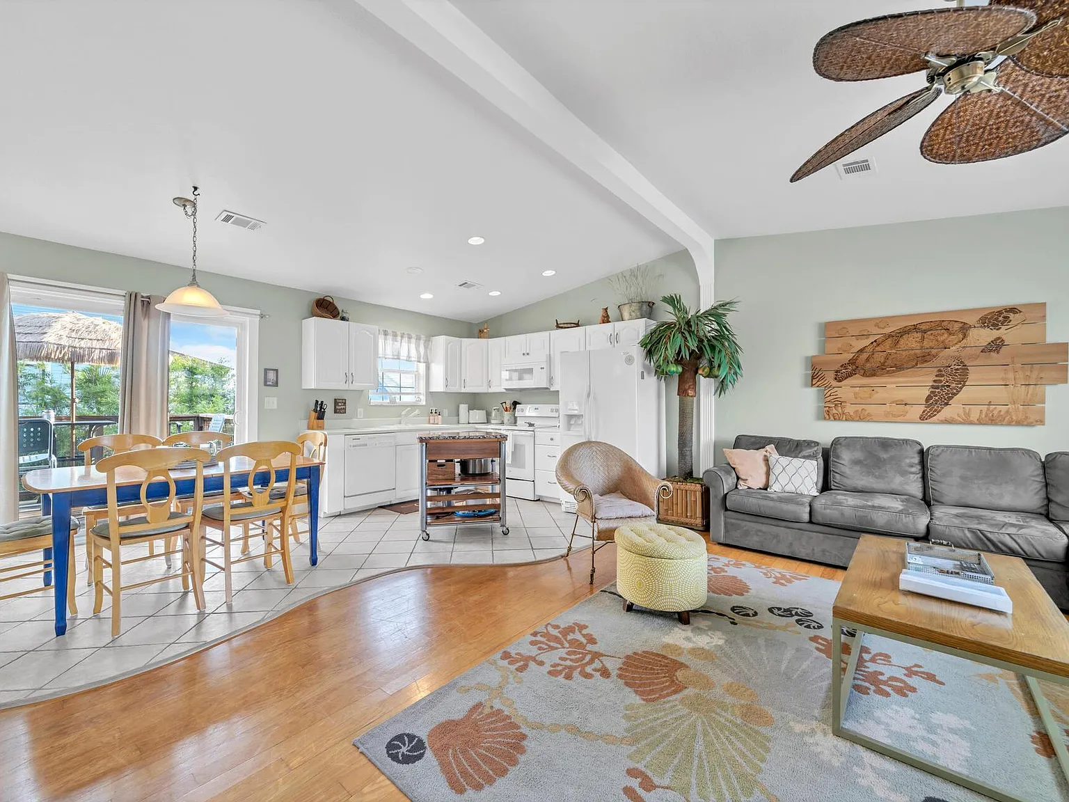 19 Daytona St — Photo 3