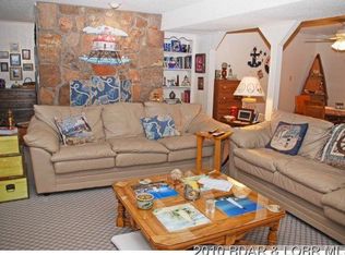 1758 Camp Hohn Dr, Gravois Mills, MO 65037
