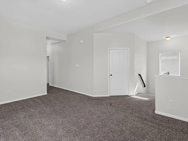 24839 Goldoni Dr — Photo 30