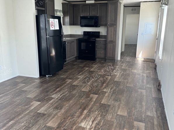 90 Terrace Ct