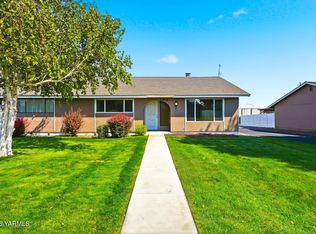 611 S 53rd Ave, Yakima, WA 98908