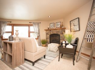 1055 Colina Dr, Laramie, WY 82072