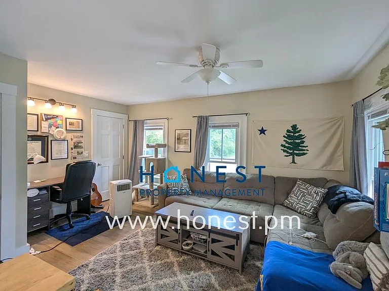 18 Warren St #2 — Photo 6