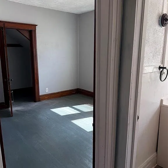 4622 Vancouver St — Photo 8