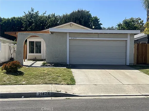 21475 Aguilar Photo 1