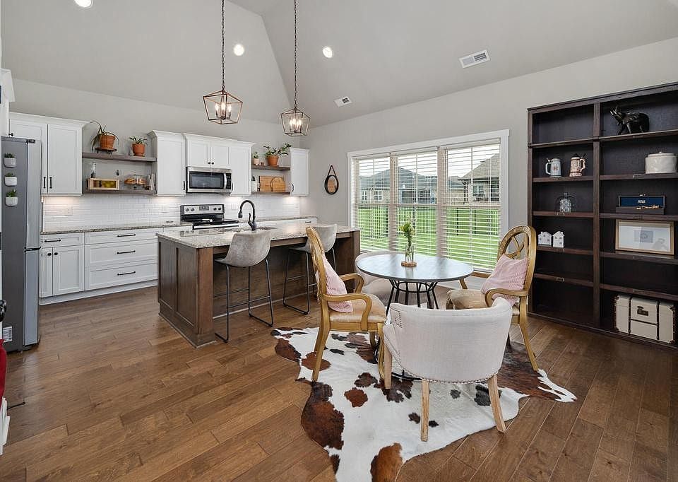 1st image of 4022 Gilreath Pl