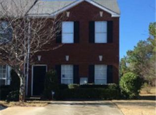 5851 Strathmoor Manor Cir, Lithonia, GA 30058