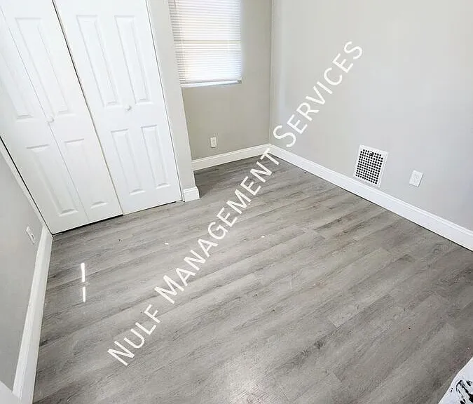 1210 Maple Ave #2 — Photo 5