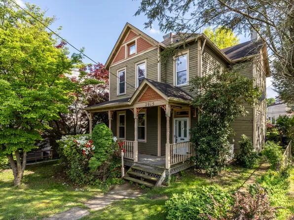 2915 Chartiers Ave, Pittsburgh, PA 15204