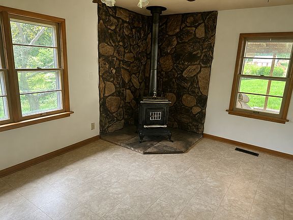 5th image of 2567 Oak Dr