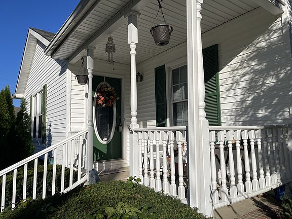 2nd image of 10338 Roanoke Dr