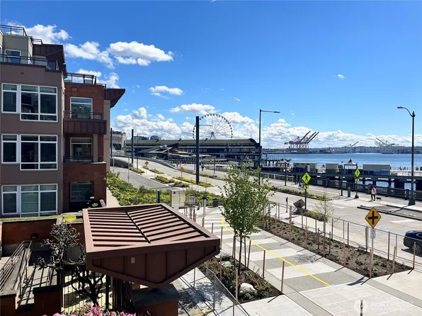 1950 Alaskan Way #227, Seattle, WA 98101