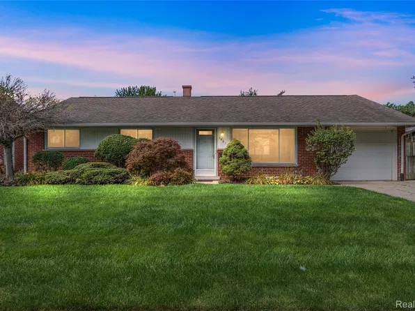 35611 Silvano St, Clinton Township, MI 48035