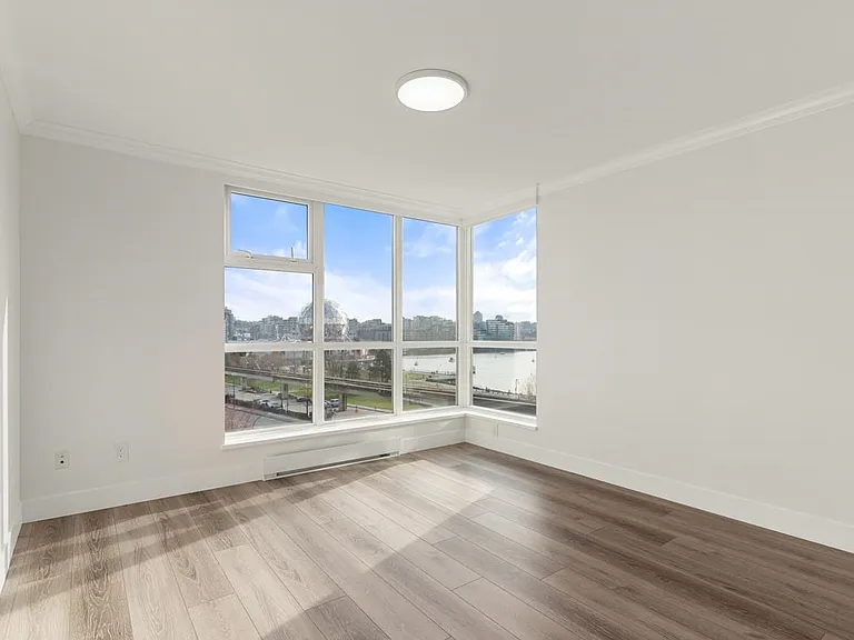 125 Milross Ave #704 — Photo 13