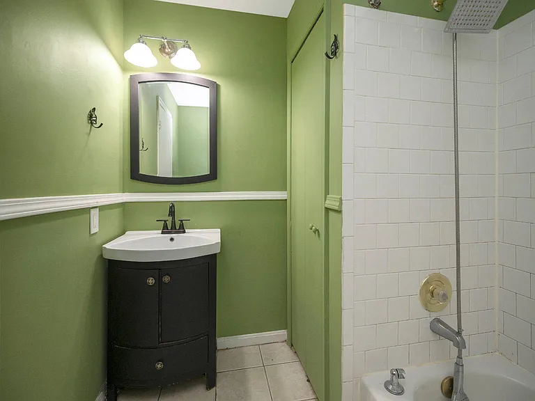 102 Picadilly Ln #203 — Photo 18