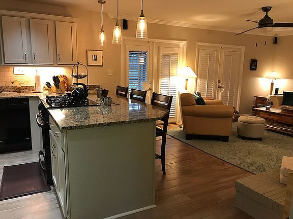Kitchen and keeping room