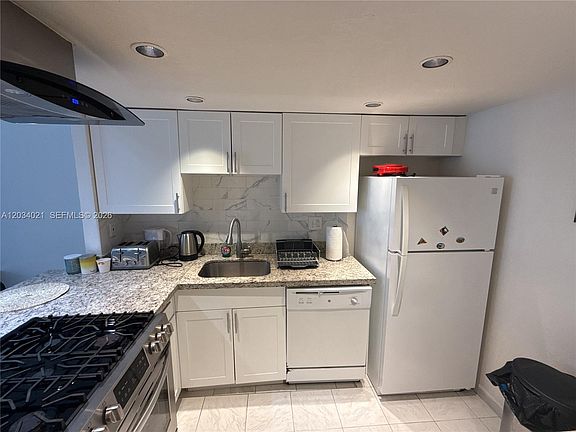 4th image of 2030 S Ocean Dr APT 1511