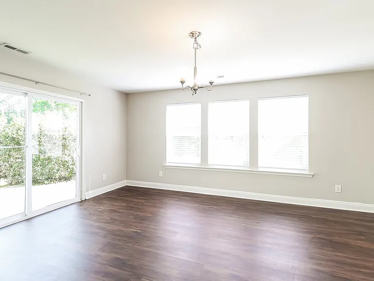 4500 Red Hook Rd — Photo 7