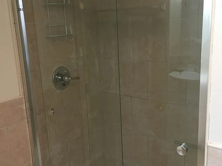 25 S Oakland Ave #LOWER LEVEL — Photo 6