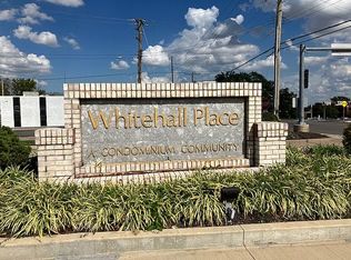 3679 Colonia Place Dr APT B, Saint Louis, MO 63125