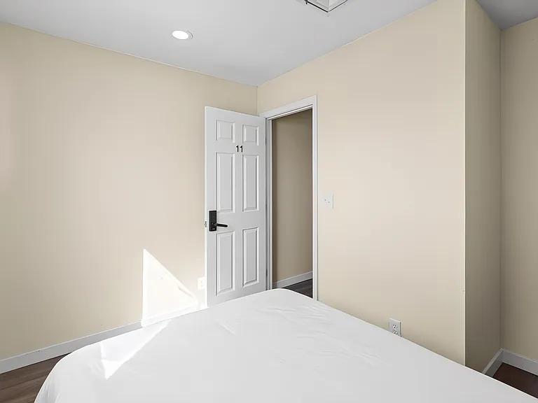 Comb Cir — Photo 3