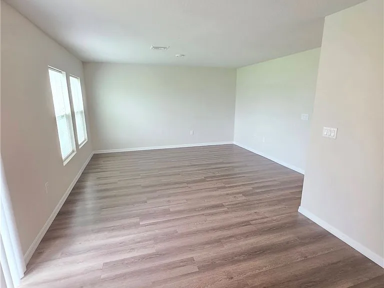 1604 Marble St — Photo 12