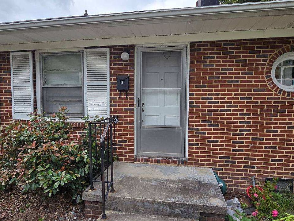 1st image of 504 Mayflower Dr APT B