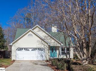 207 Charmar Way, Taylors, SC 29687